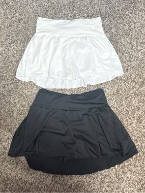 Women's Athletic Skirt with Built-In Shorts - White and Black